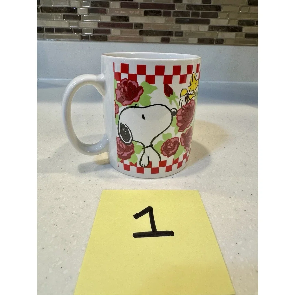 Set Of 4 Benjamin & Medwin Peanuts Gang Coffee Tea Mugs Cups Red White Check - Picture 2 of 15
